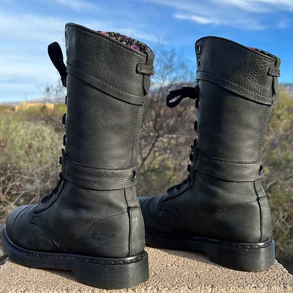 Dr. Martens Mirage Floral Triumph 1914 Tall Boots - Picture 5 of 17